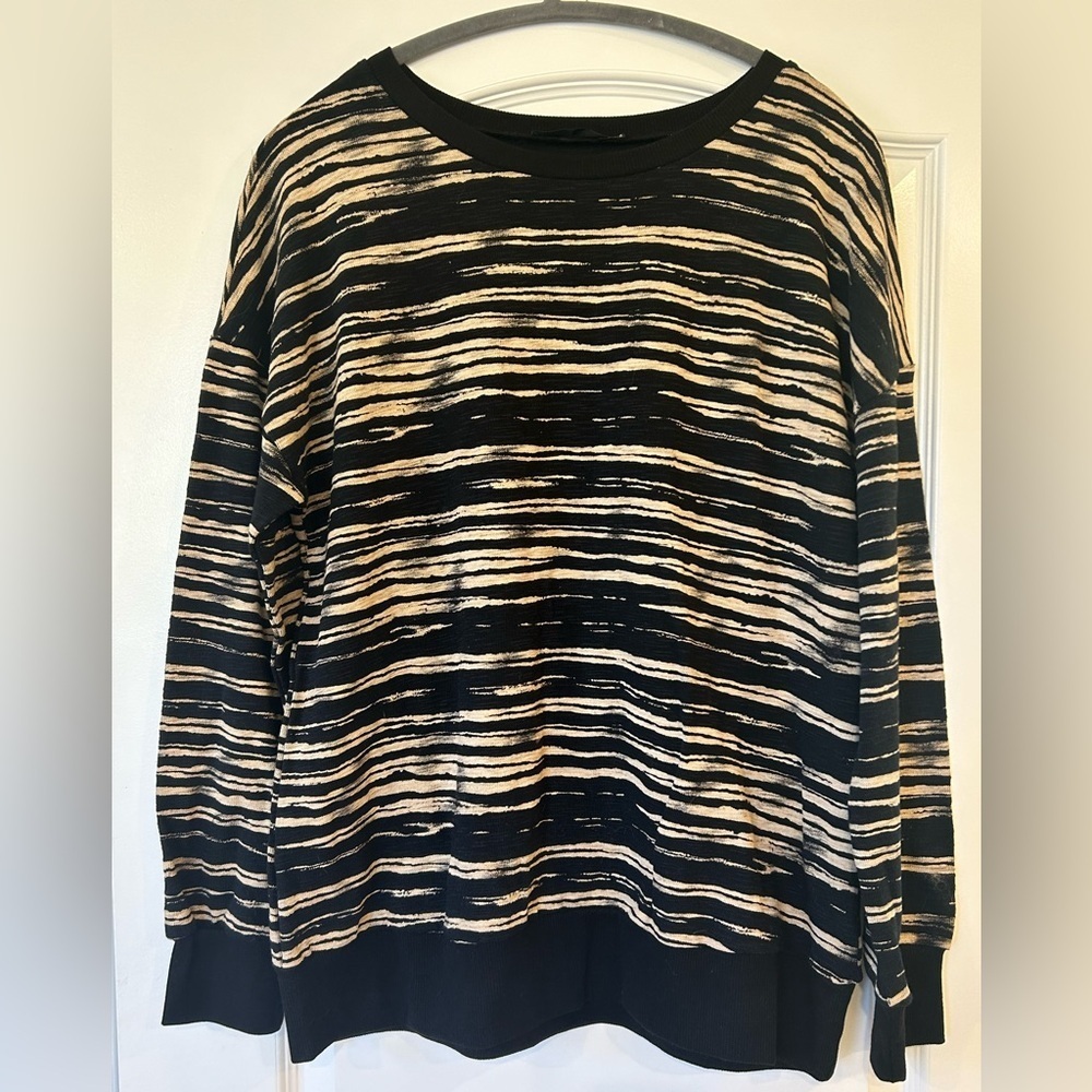 EUC Women’s Doe & Rae Pullover Sweater